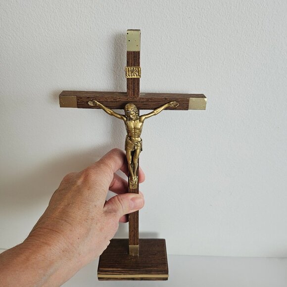 Wood Crucifix Standing on Base Cross Jesus Christ Wall Hanging Italy Home Altar